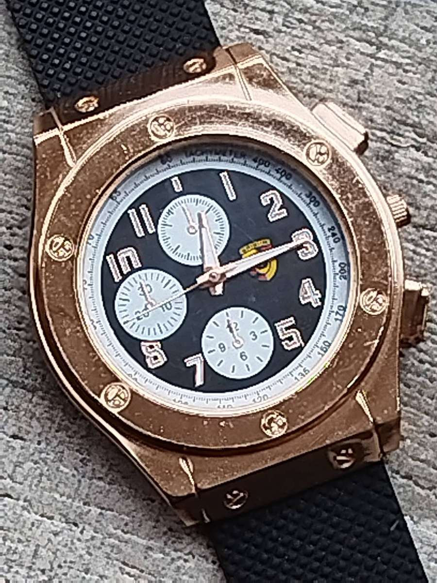 MENS FASHION BAISHA HUGE FACE GOLD WATCH IN EXCELLENT WORKING CONDITION