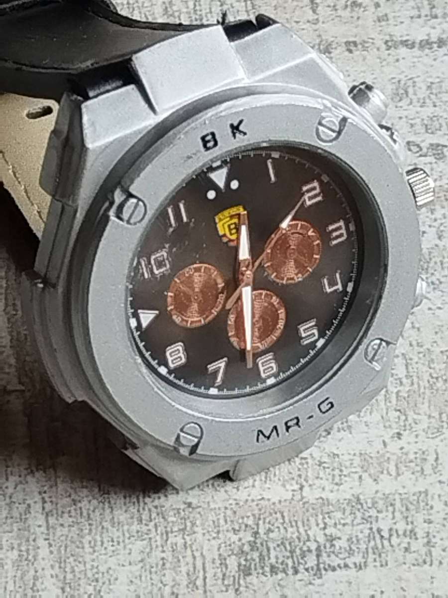 MENS FASHION BAISHA WATCH WITH HUGE 50MM DIAL IN EXCELLENT WORKING CONDITION