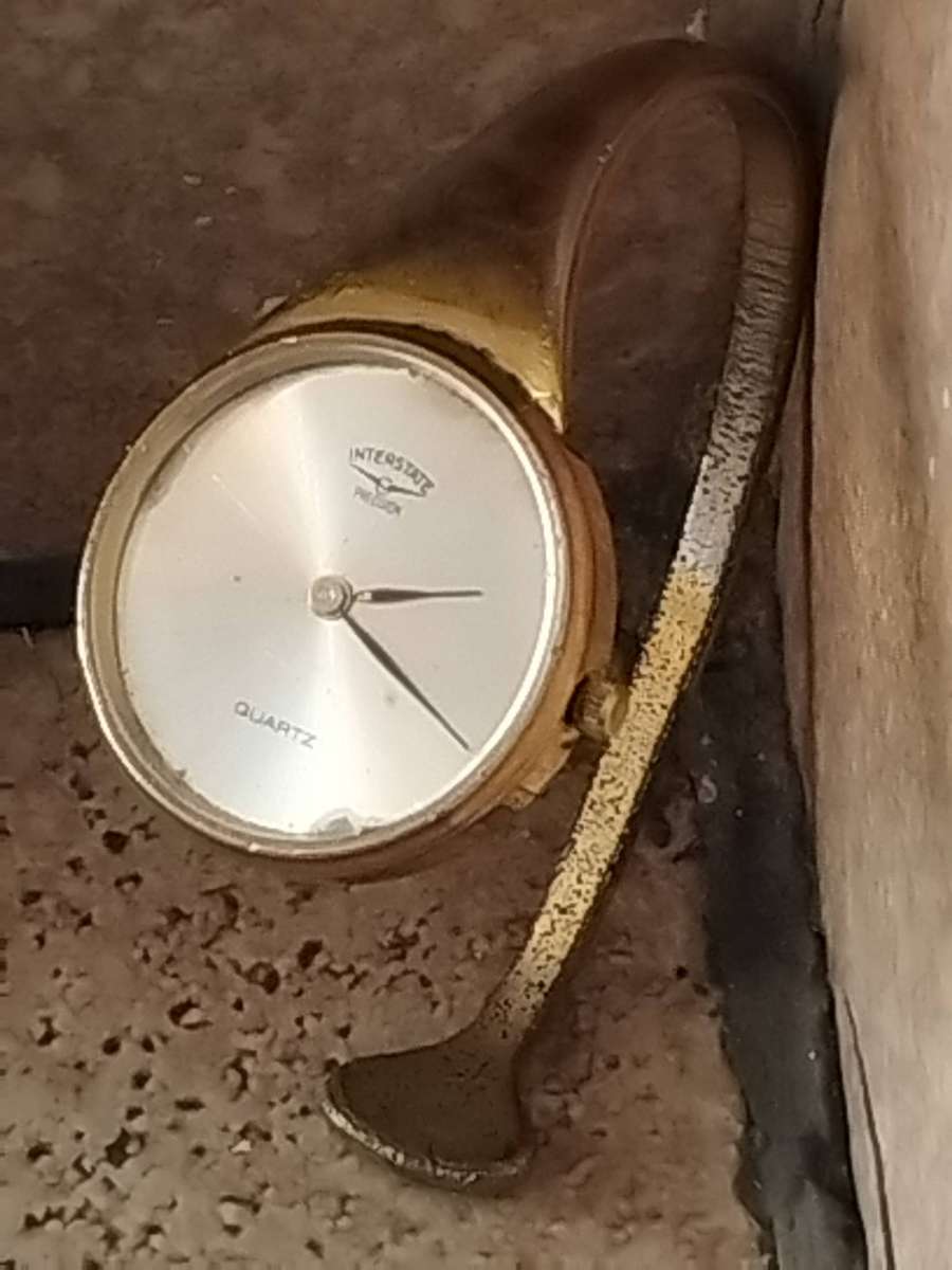 LADIES VINTAGE INTERSTATE PRECISION BANGLE WATCH IN EXCELLENT WORKING CONDITION