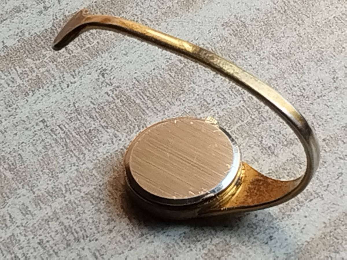 LADIES VINTAGE INTERSTATE PRECISION BANGLE WATCH IN EXCELLENT WORKING CONDITION