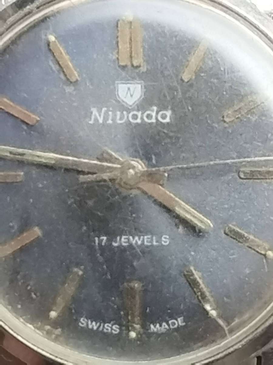 MENS VINTAGE SWISS NIVADA 17 JEWELS MANUAL WIND WATCH - UNTESTED SELLING FOR SPARES OR REPAIRS