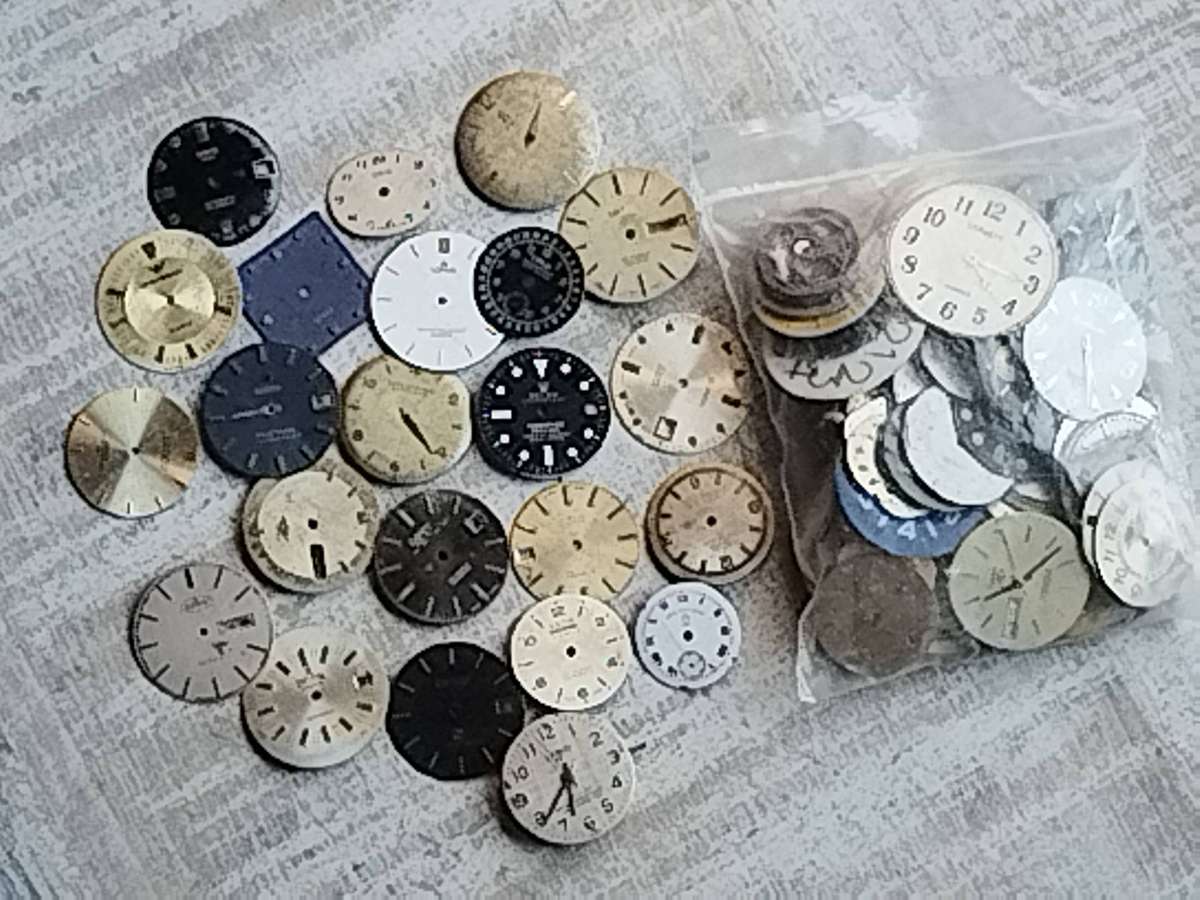 BULKLOT  EX-WATCHMAKERS VINTAGE WATCH DIALS - BIDDING FOR ALL