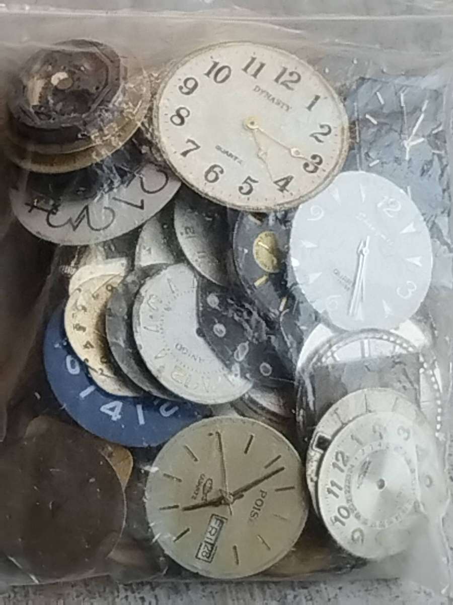 BULKLOT  EX-WATCHMAKERS VINTAGE WATCH DIALS - BIDDING FOR ALL