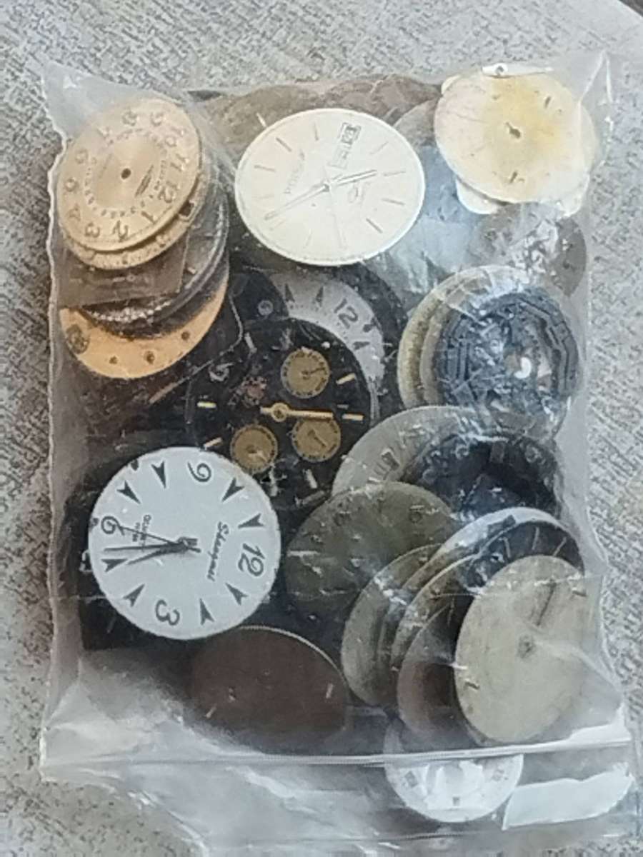 BULKLOT  EX-WATCHMAKERS VINTAGE WATCH DIALS - BIDDING FOR ALL