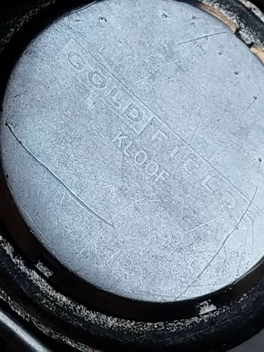 MENS VINTAGE GOLD FIELDS KLOOF WATCH IN EXCELLENT WORKING CONDITION