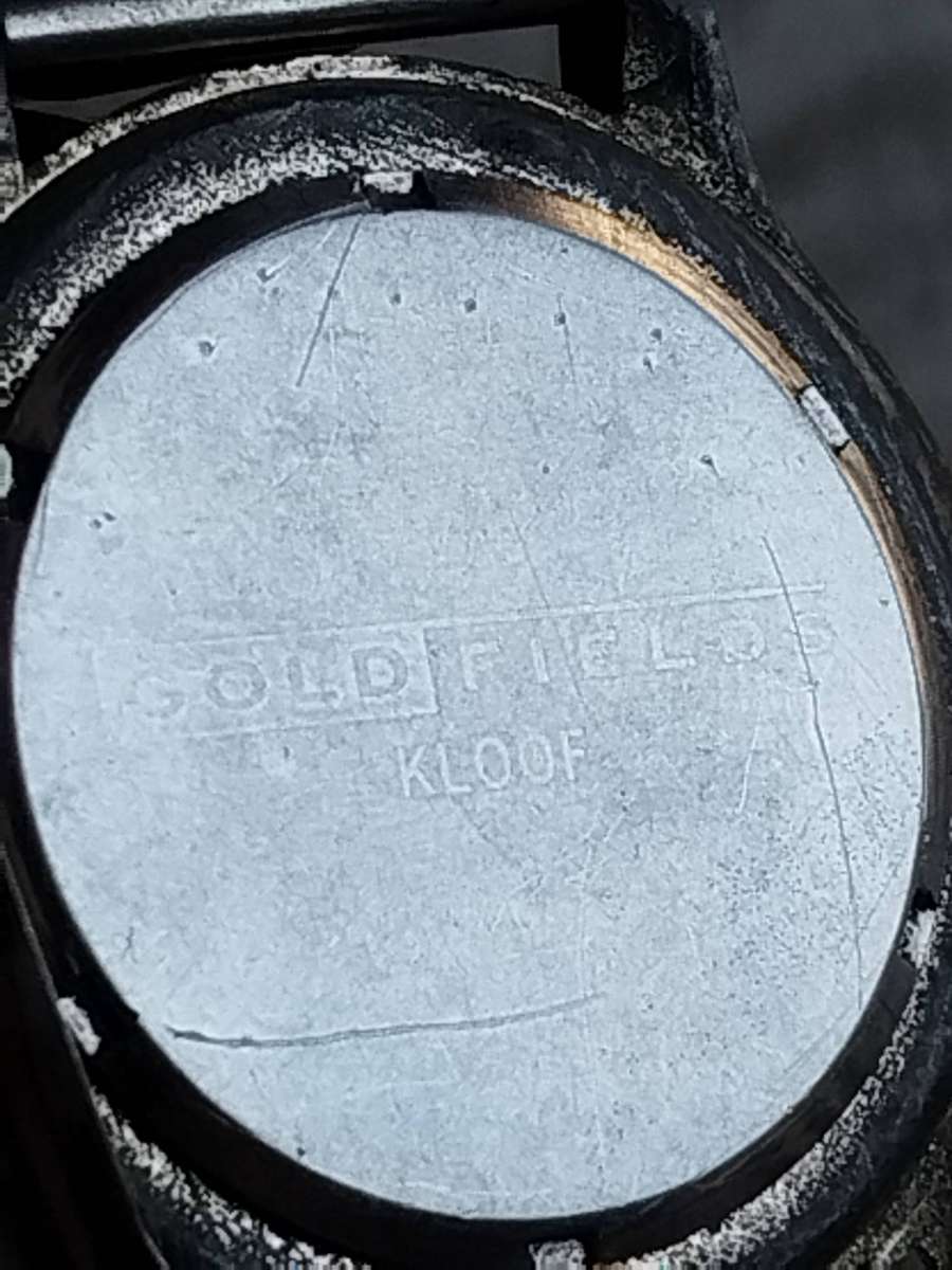 MENS VINTAGE GOLD FIELDS KLOOF WATCH IN EXCELLENT WORKING CONDITION