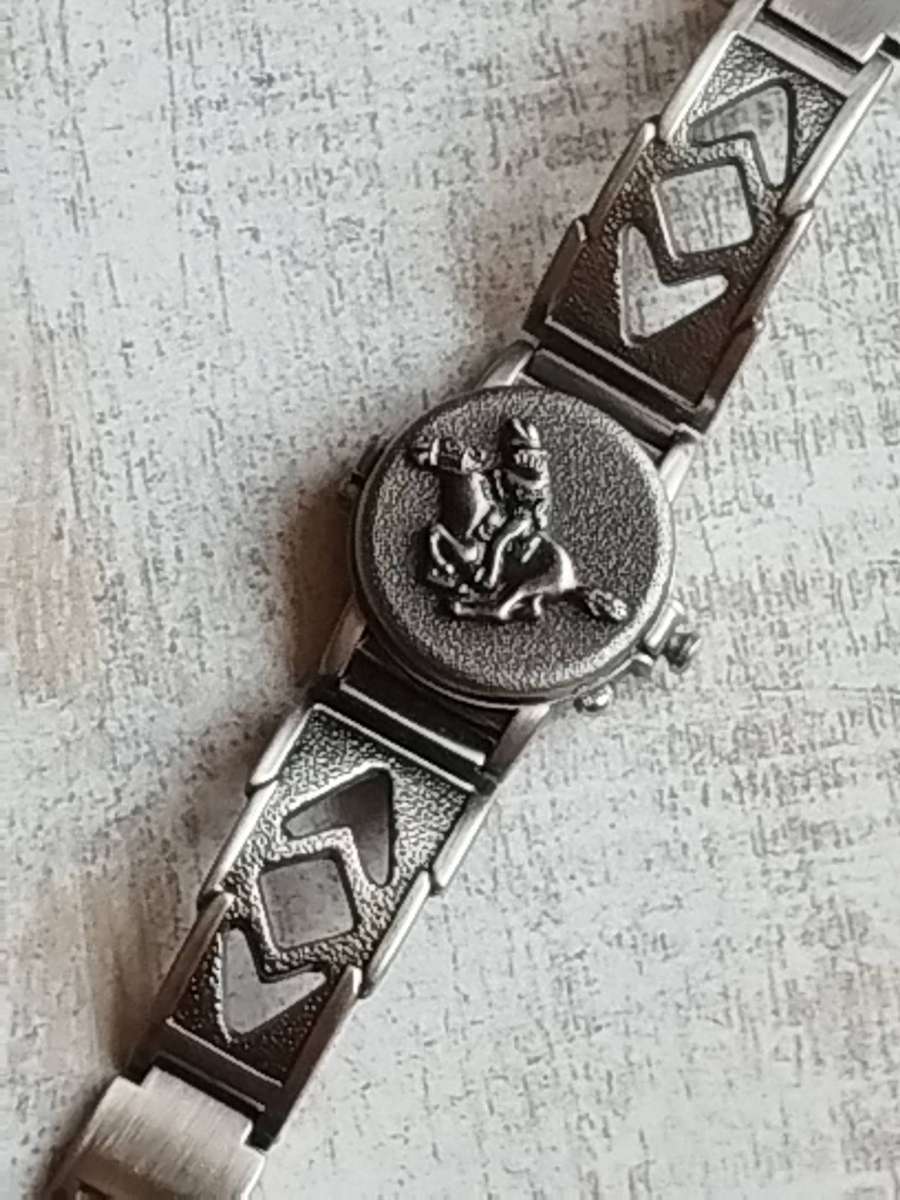 LADIES ZEBA ALL STEEL WATCH IN EXCELLENT WORKING CONDITION