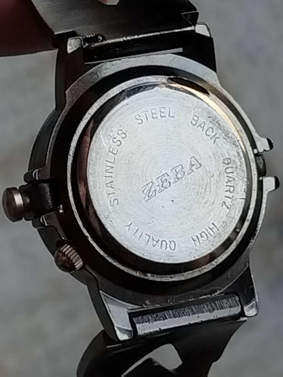 LADIES ZEBA ALL STEEL WATCH IN EXCELLENT WORKING CONDITION