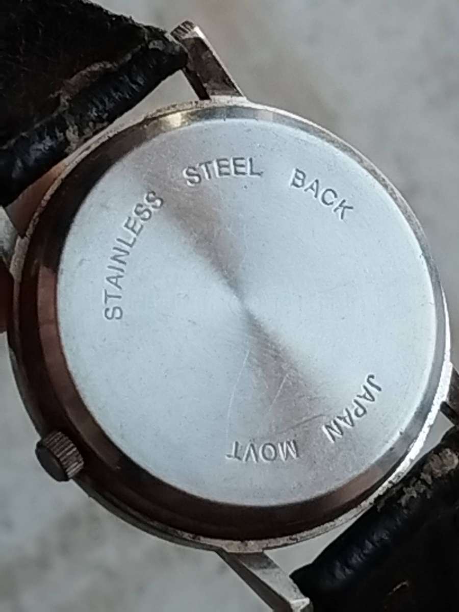 MENS VINTAGE ASEIKON WATCH WITH 2 X ADDITIONAL FREE STRAPS IN EXCELLENT WORKING CONDITION