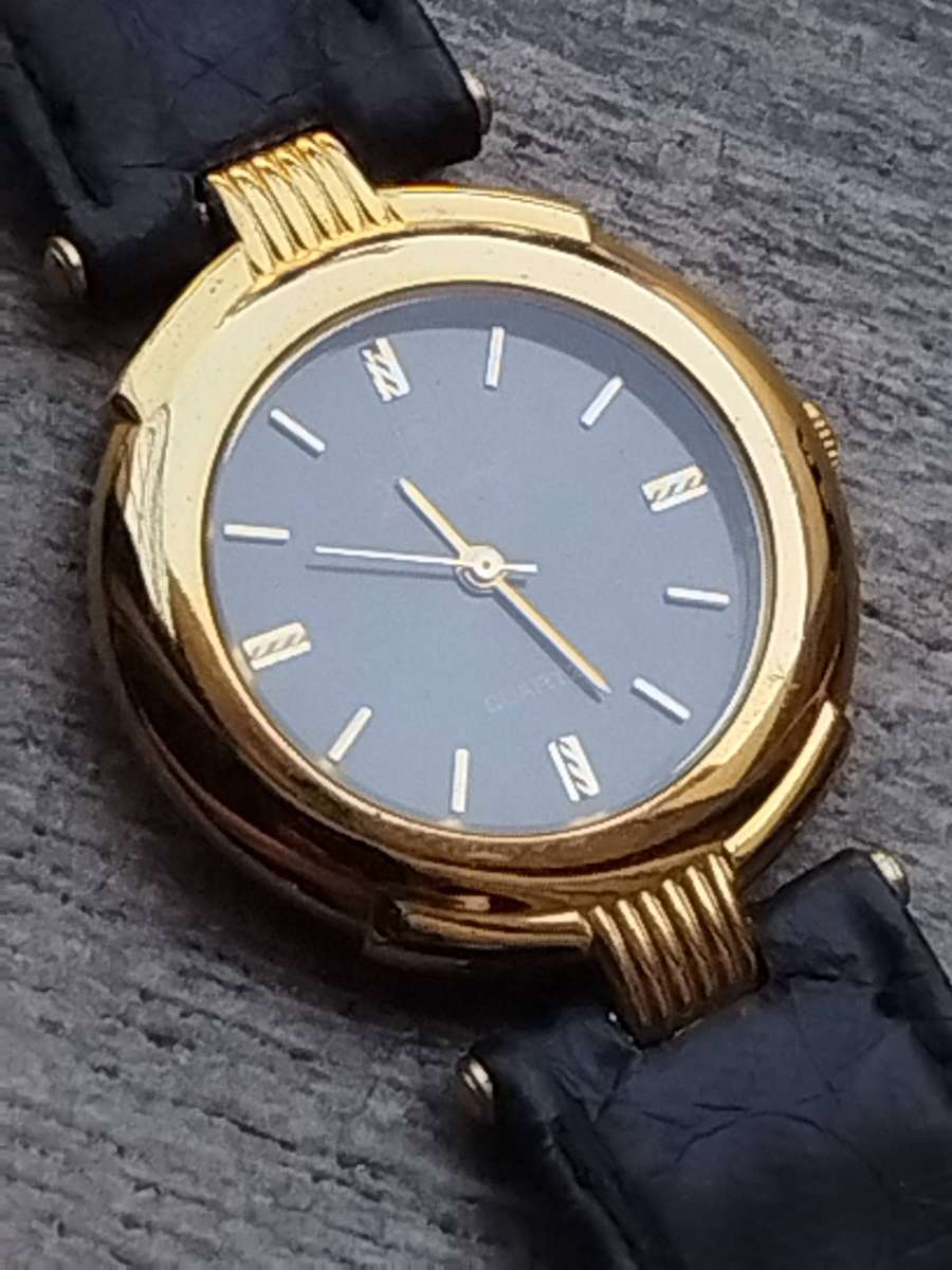 LADIES WINCENT GOLD WATCH IN EXCELLENT WORKING CONDITION