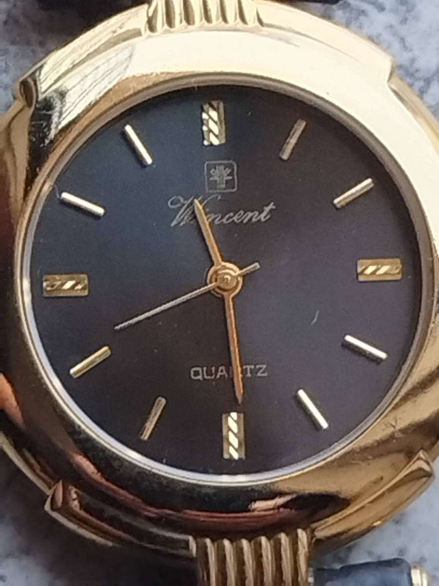 LADIES WINCENT GOLD WATCH IN EXCELLENT WORKING CONDITION