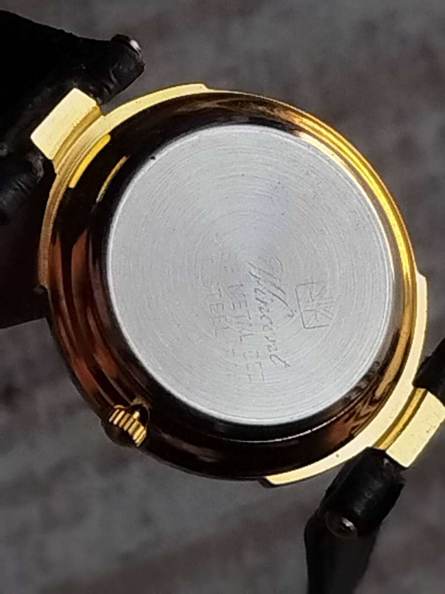 LADIES WINCENT GOLD WATCH IN EXCELLENT WORKING CONDITION