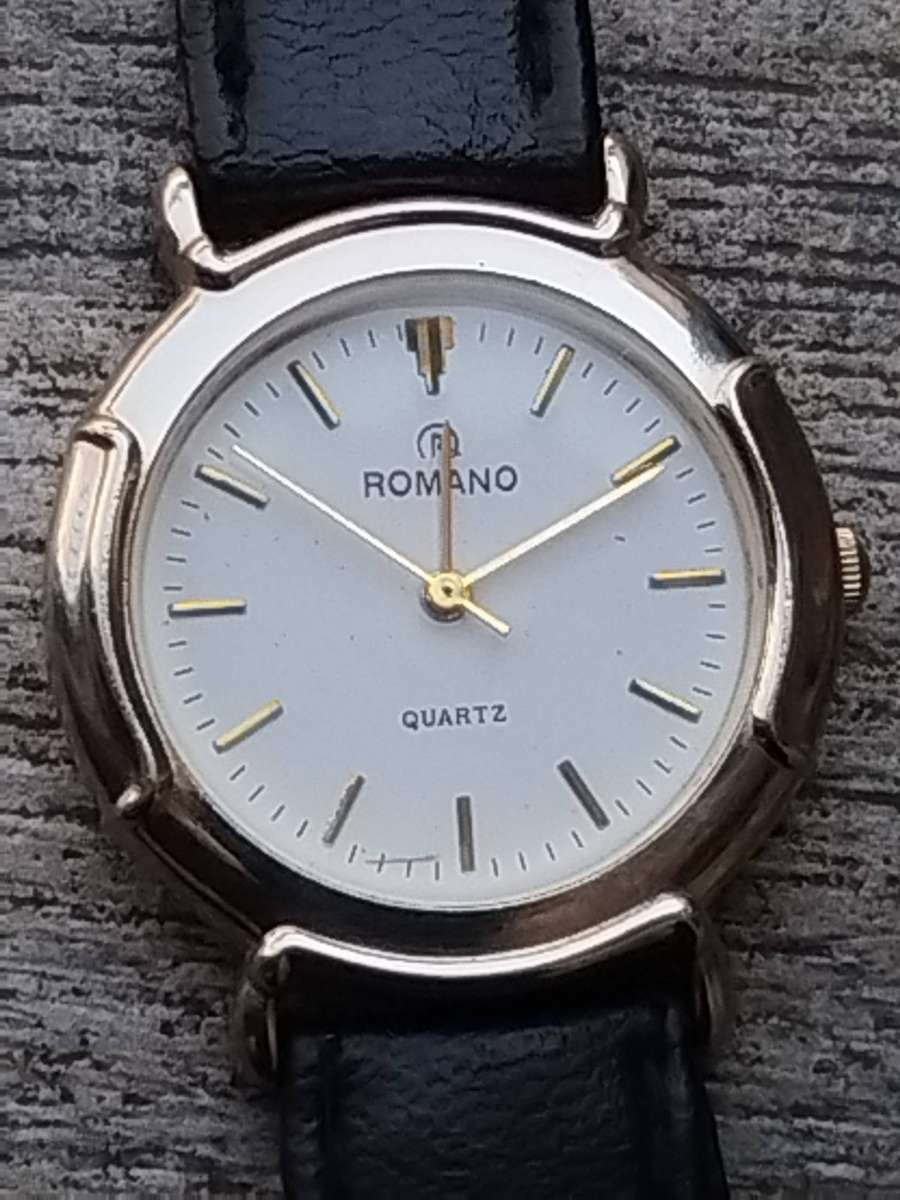 MENS ROMANO WATCH IN EXCELLENT WORKING CONDITION