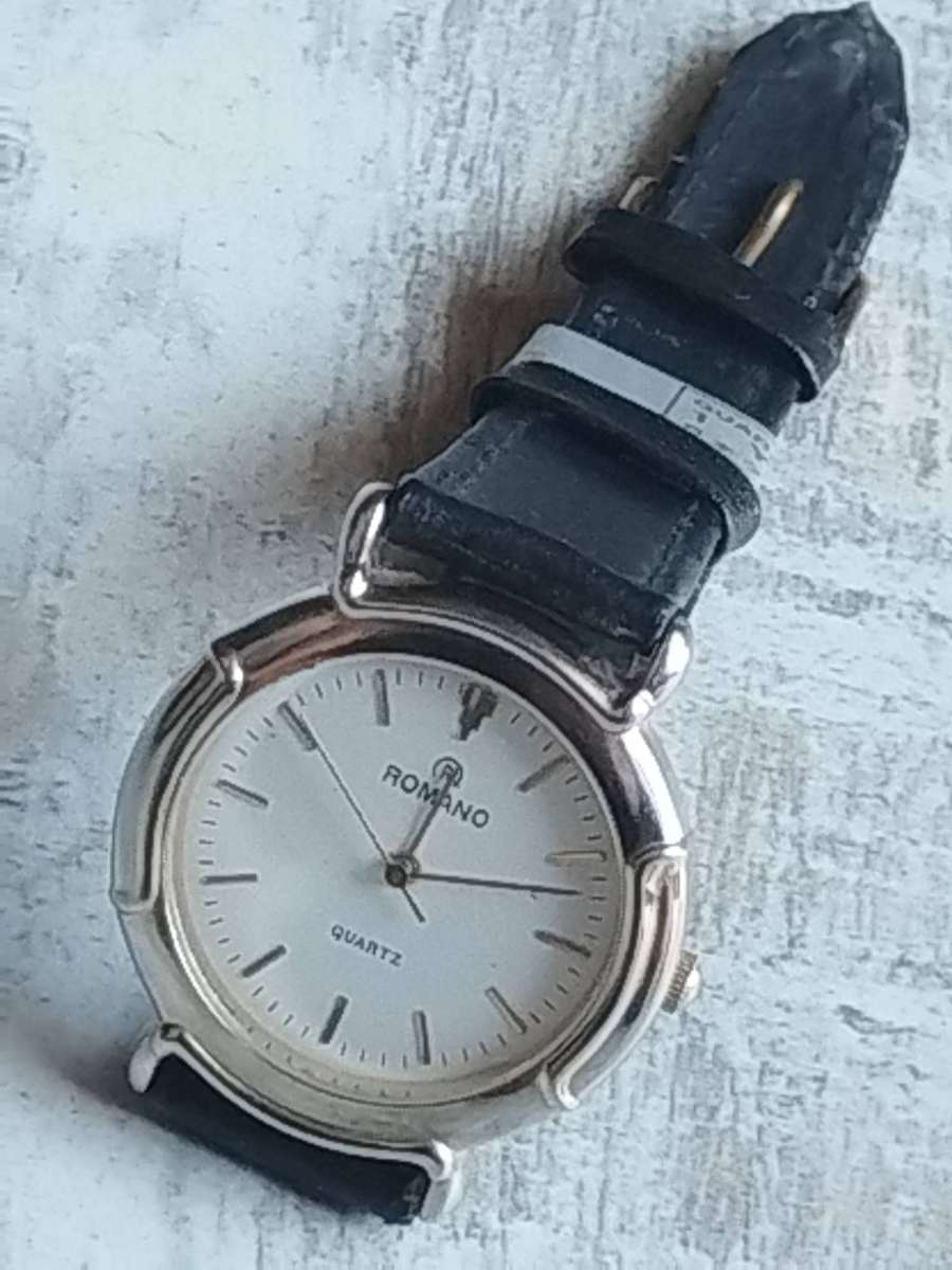 MENS ROMANO WATCH IN EXCELLENT WORKING CONDITION