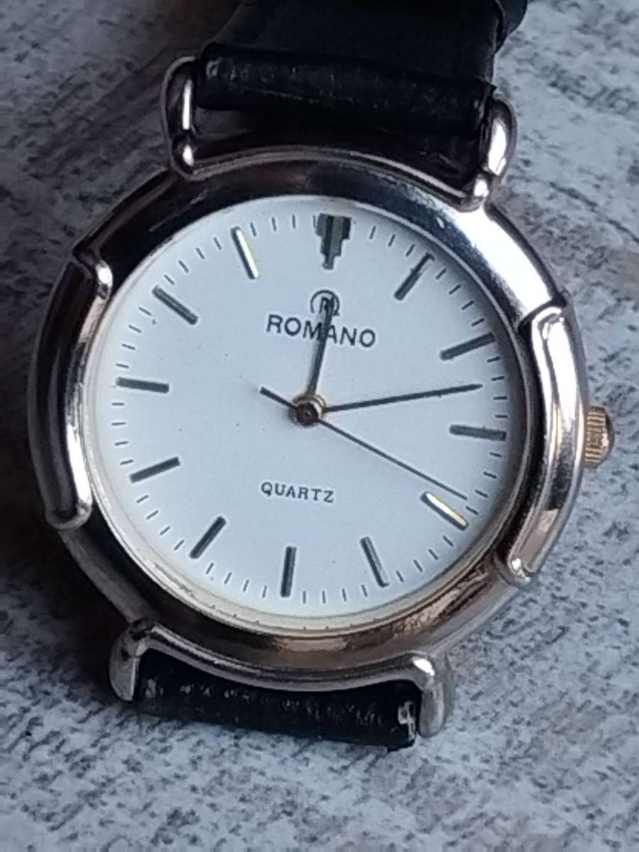 MENS ROMANO WATCH IN EXCELLENT WORKING CONDITION