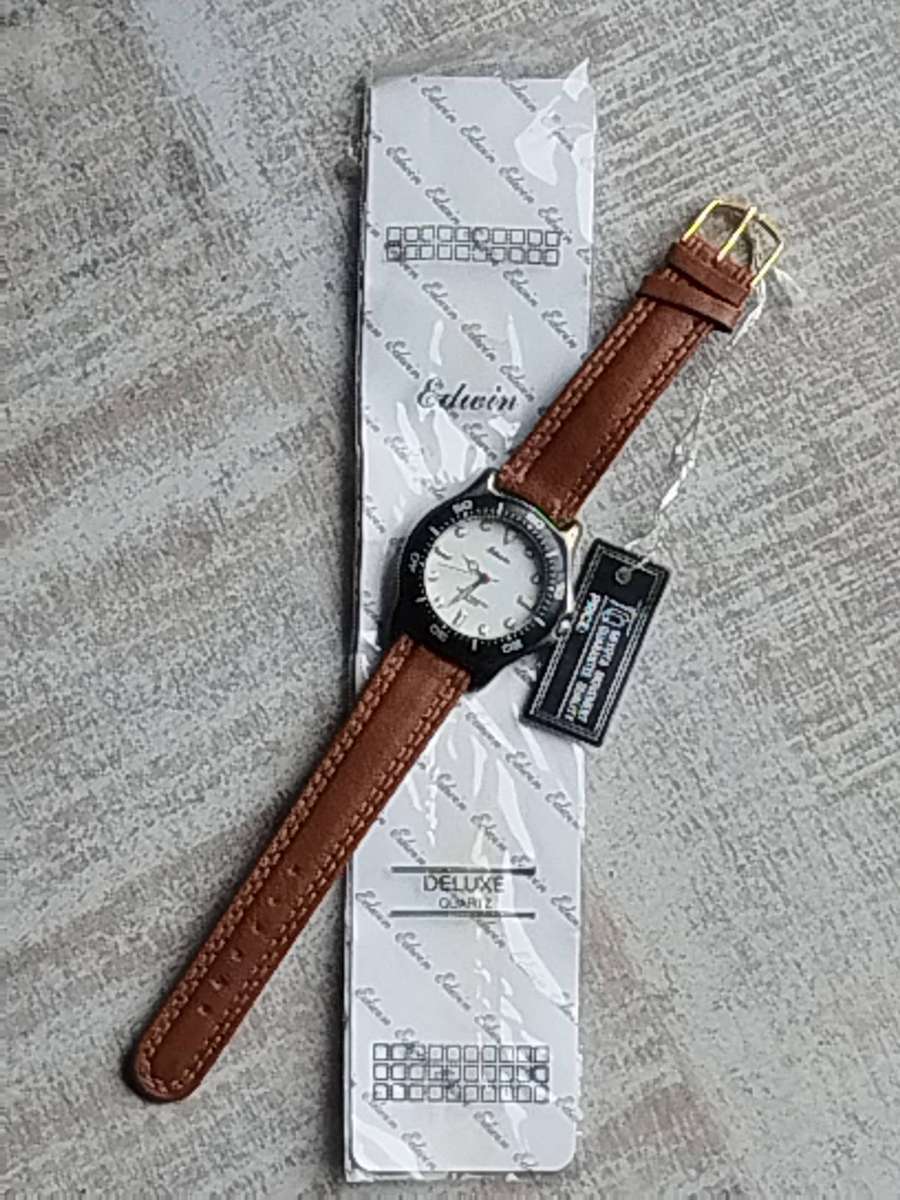 MENS EDWIN SPORTS WATCH WITH ROTATING BEZEL IN EXCELLENT WORKING CONDITION