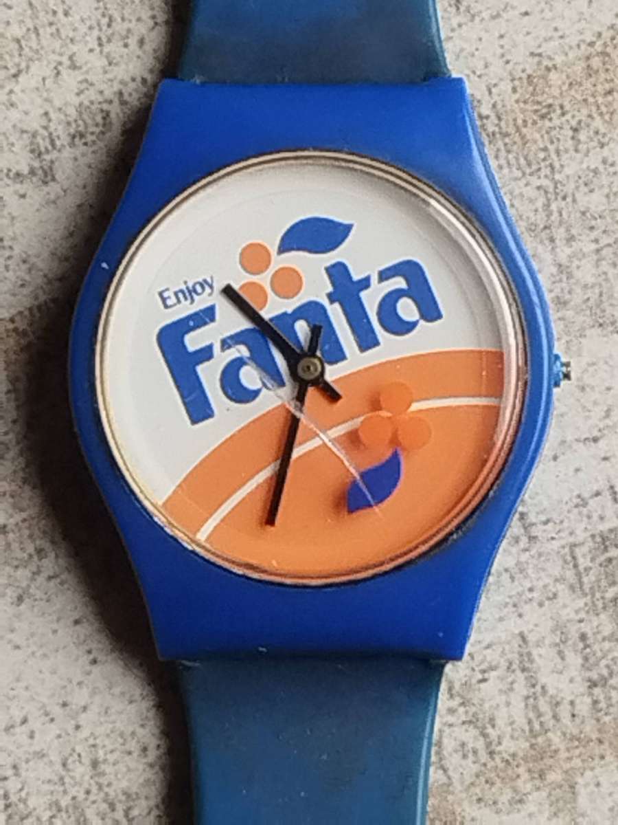 MENS VINTAGE FANTA COLLECTABLE WATCH IN EXCELLENT WORKING CONDITION - READ DESCRIPTION