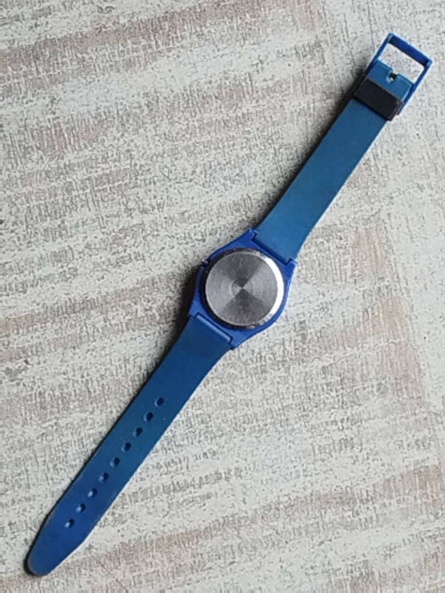 MENS VINTAGE FANTA COLLECTABLE WATCH IN EXCELLENT WORKING CONDITION - READ DESCRIPTION