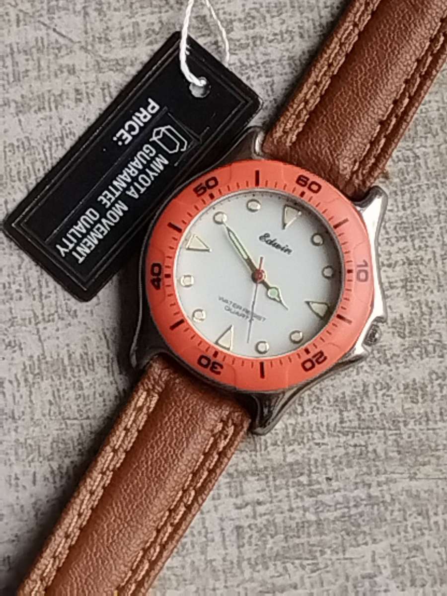 MENS EDWIN SPORTS WATCH WITH ROTATING BEZEL IN EXCELLENT WORKING CONDITION