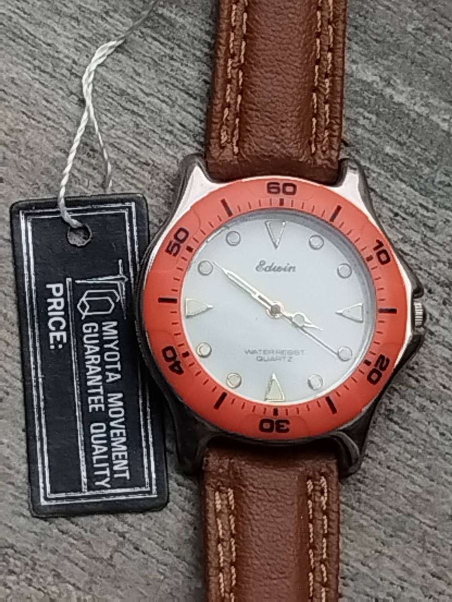MENS EDWIN SPORTS WATCH WITH ROTATING BEZEL IN EXCELLENT WORKING CONDITION
