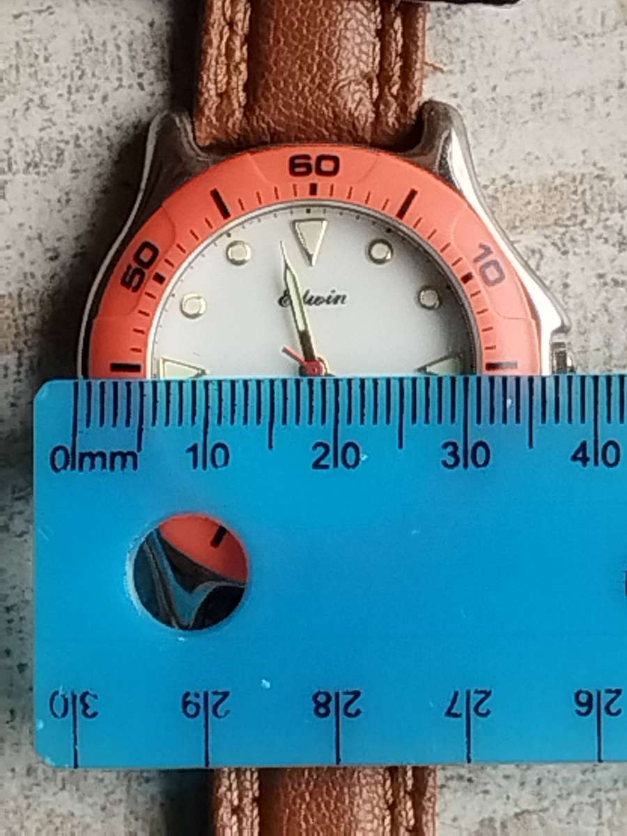 MENS EDWIN SPORTS WATCH WITH ROTATING BEZEL IN EXCELLENT WORKING CONDITION