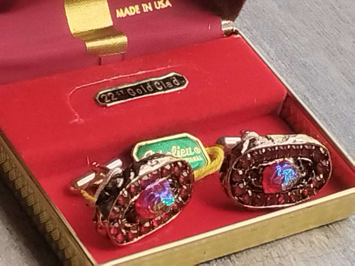 MENS VINTAGE CUFFLINKS 22CT GOLD CLAD MADE IN THE USA