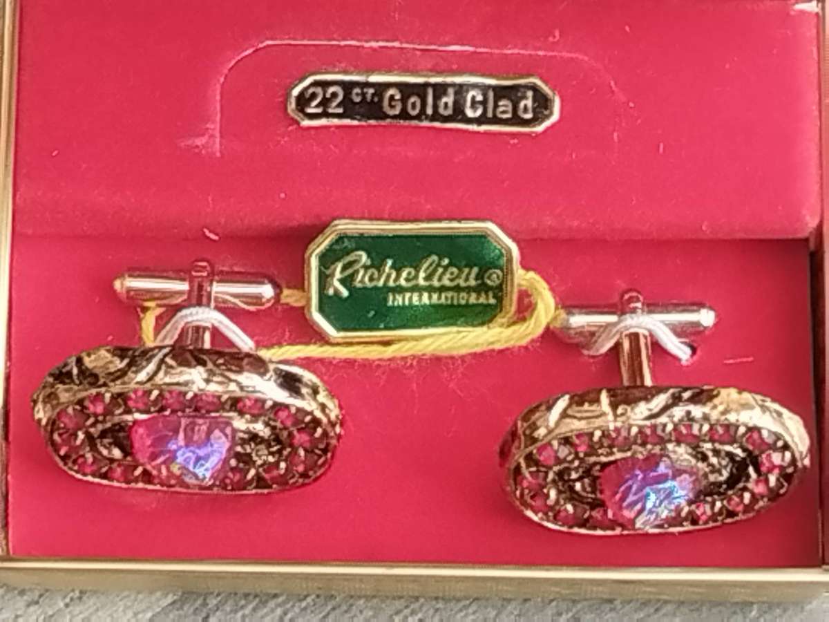 MENS VINTAGE CUFFLINKS 22CT GOLD CLAD MADE IN THE USA