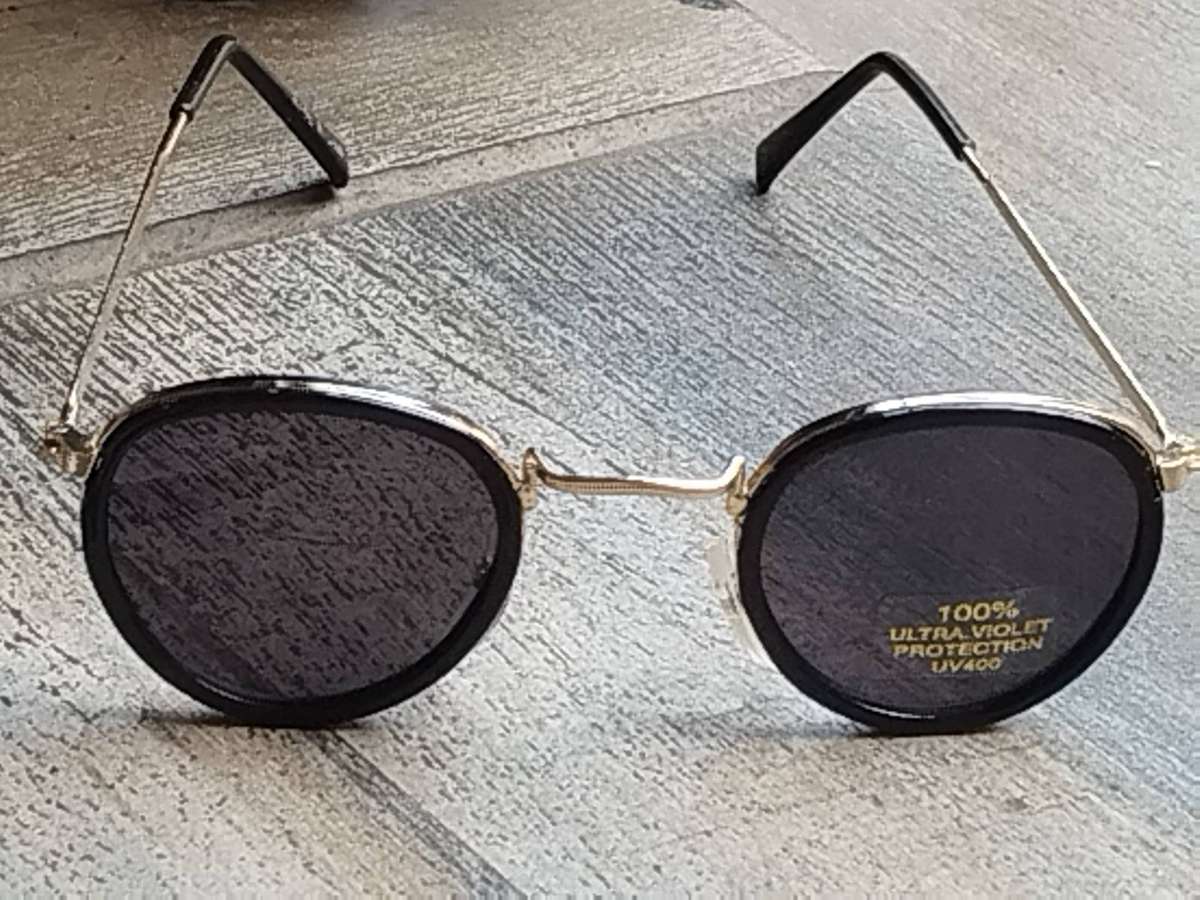 NEW KIDDIES/TEENAGERS SUNGLASSES WITH UV400 ULTRA VIOLENT PROTECTION