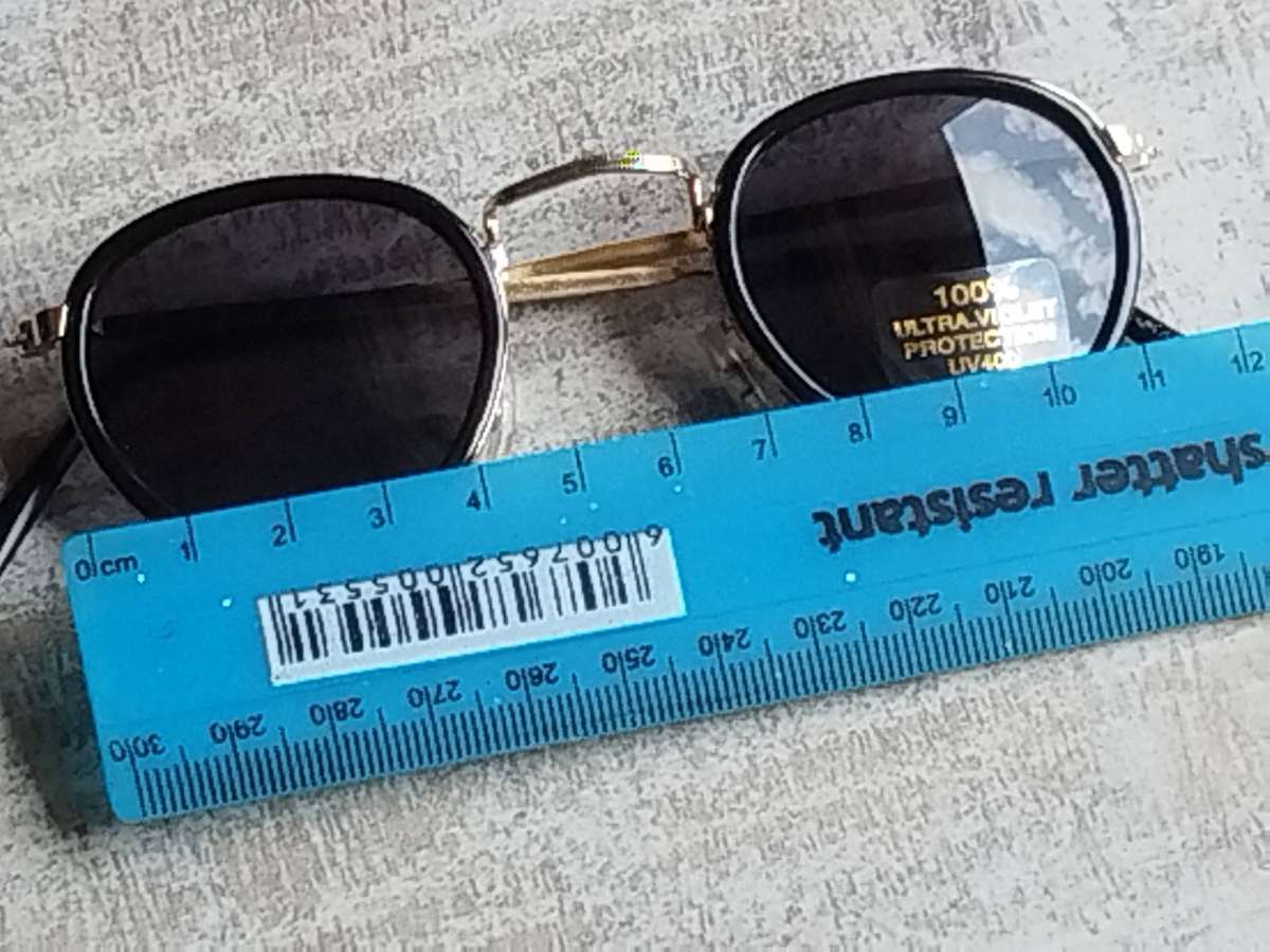 NEW KIDDIES/TEENAGERS SUNGLASSES WITH UV400 ULTRA VIOLENT PROTECTION