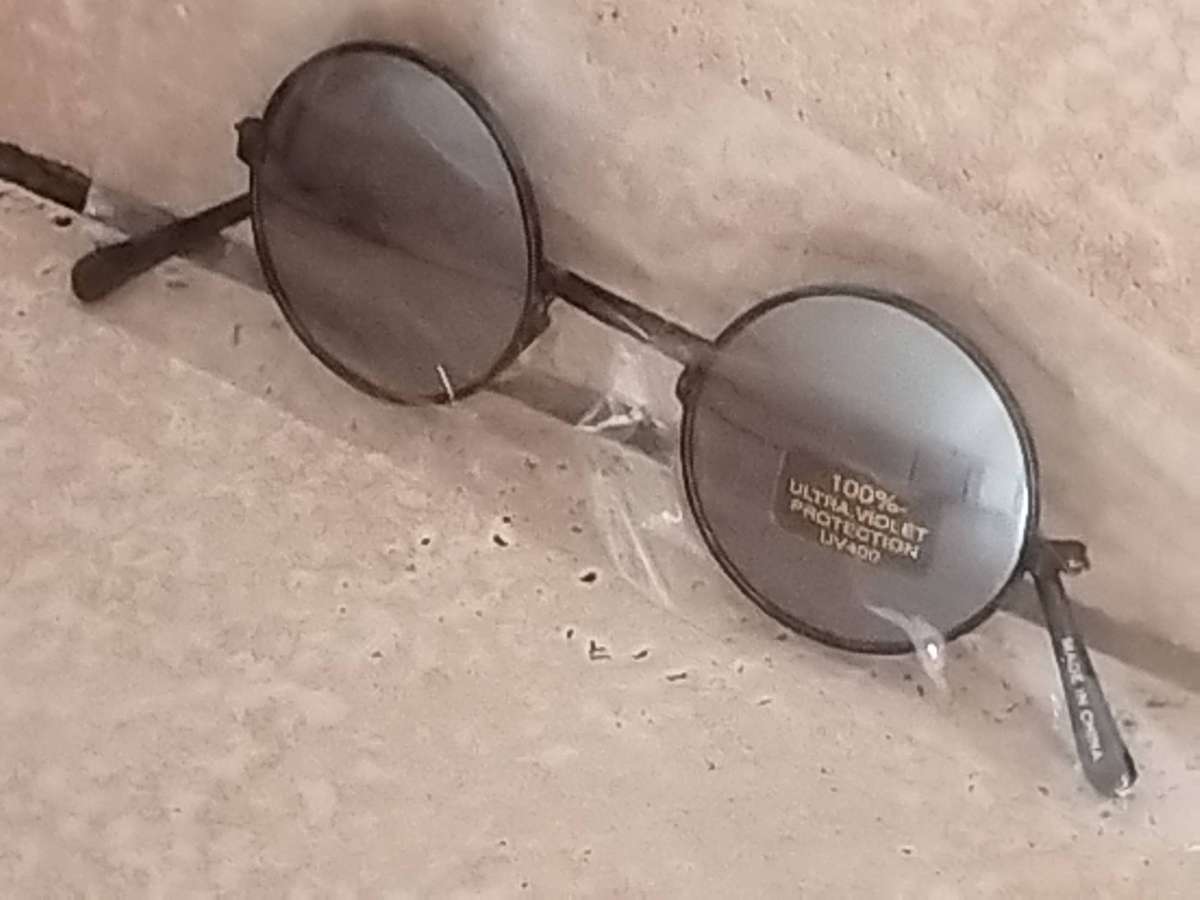 KIDDIES/TEENAGERS SUNGLASSES WITH UV400 ULTRA VIOLET PROTECTION