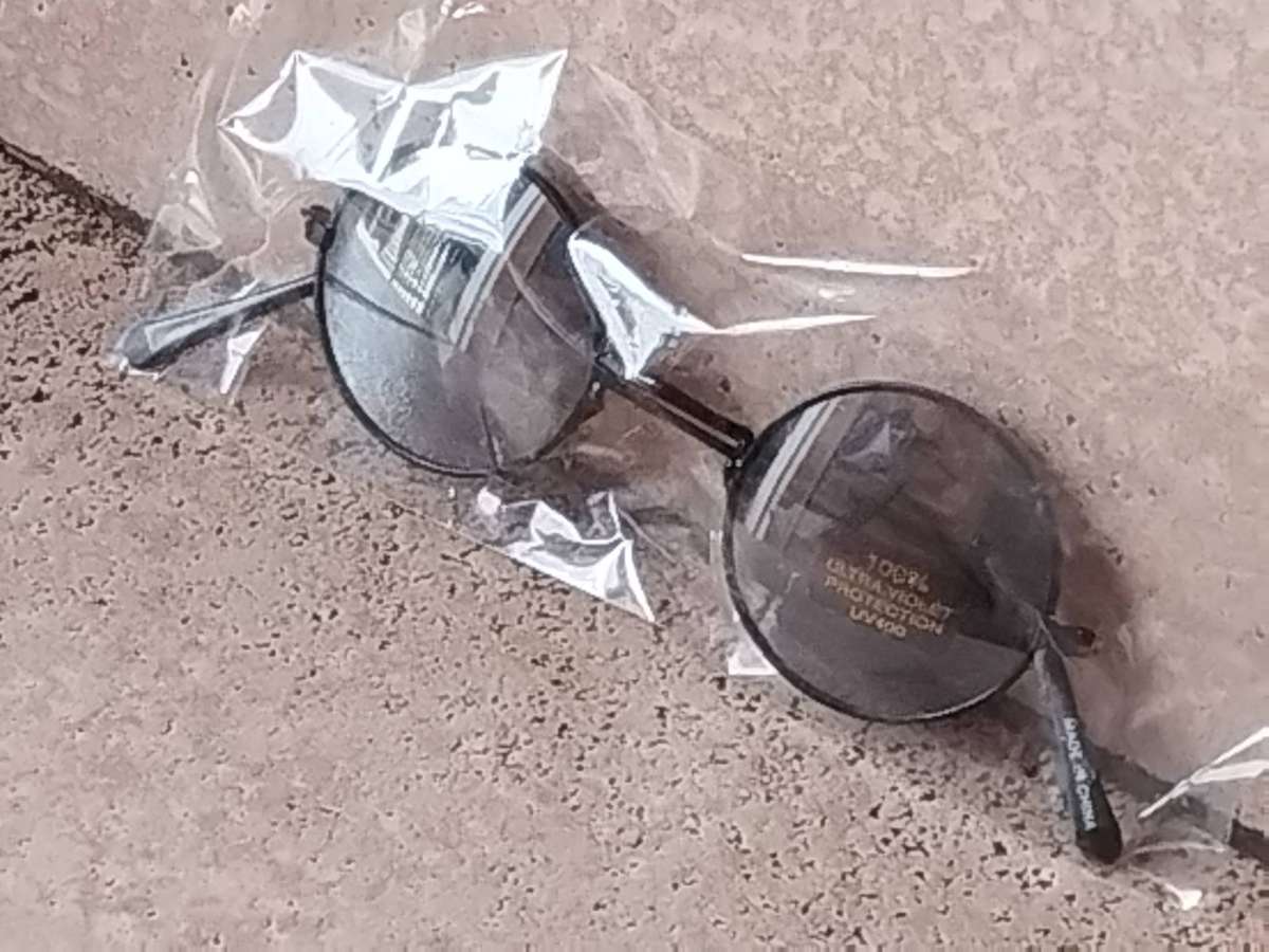 KIDDIES/TEENAGERS SUNGLASSES WITH UV400 ULTRA VIOLET PROTECTION