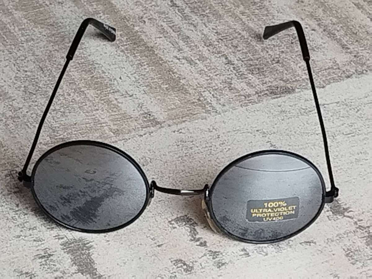 KIDDIES/TEENAGERS SUNGLASSES WITH UV400 ULTRA VIOLET PROTECTION