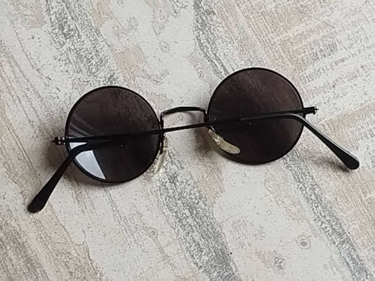 KIDDIES/TEENAGERS SUNGLASSES WITH UV400 ULTRA VIOLET PROTECTION