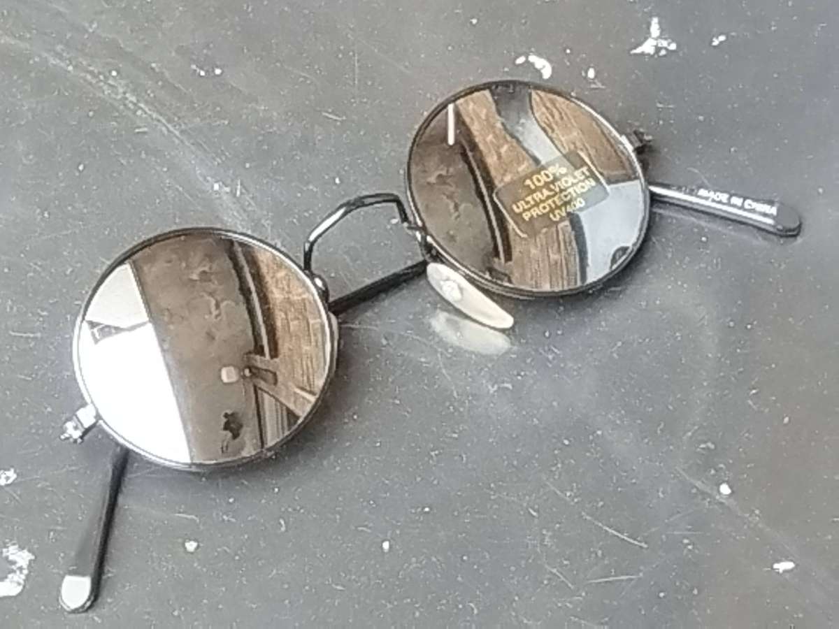 KIDDIES/TEENAGERS SUNGLASSES WITH UV400 ULTRA VIOLET PROTECTION