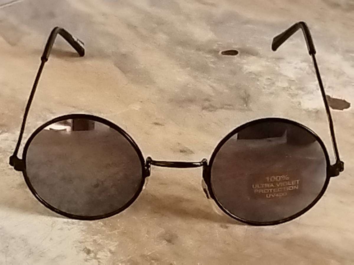 KIDDIES/TEENAGERS SUNGLASSES WITH UV400 ULTRA VIOLET PROTECTION