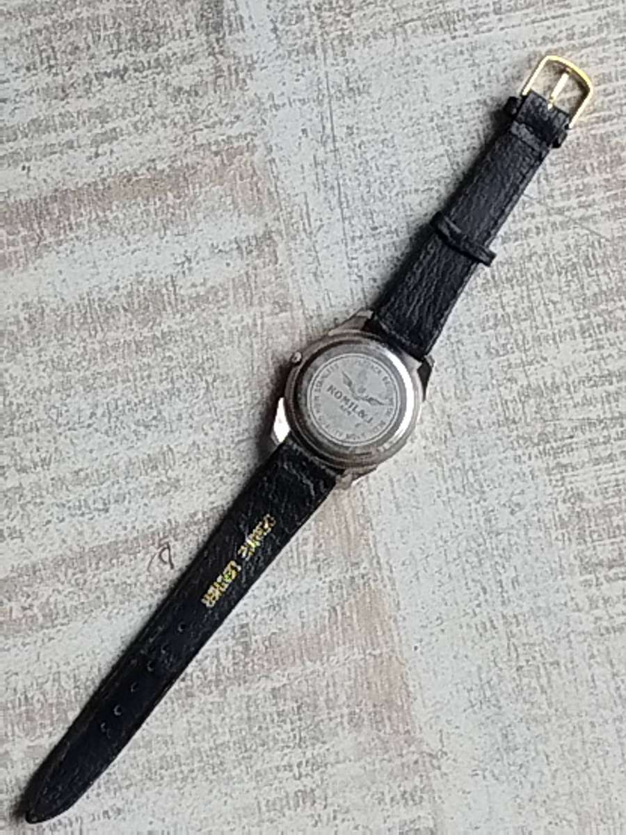MENS VINTAGE ROMIL & J WATCH IN EXCELLENT WORKING CONDITION