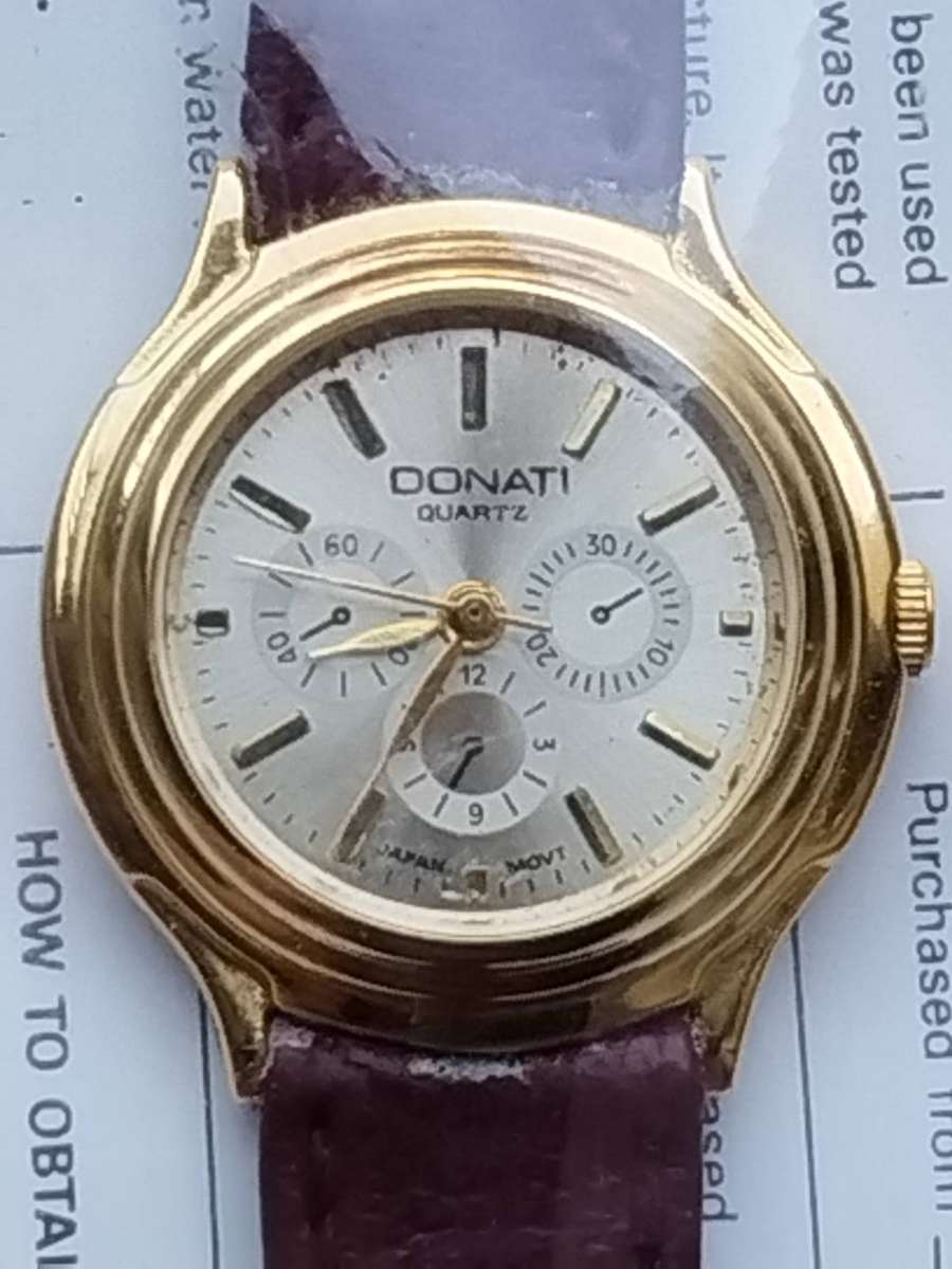 LADIES GOLD DONATI WATCH IN EXCELLENT WORKING CONDITION