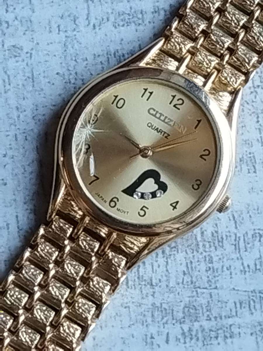 MENS VINTAGE CITIZEN GOLD WATCH IN EXCELLENT WORKING CONDITION