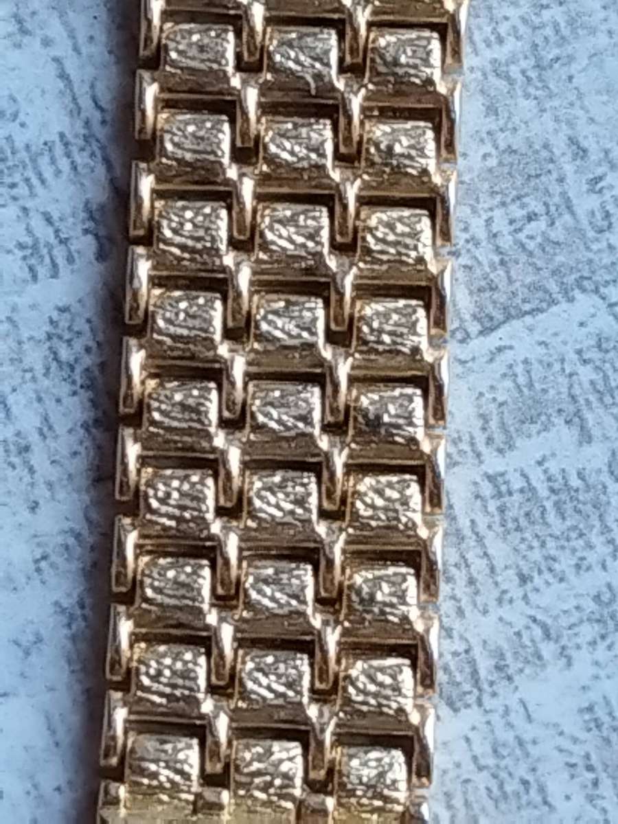 MENS VINTAGE CITIZEN GOLD WATCH IN EXCELLENT WORKING CONDITION