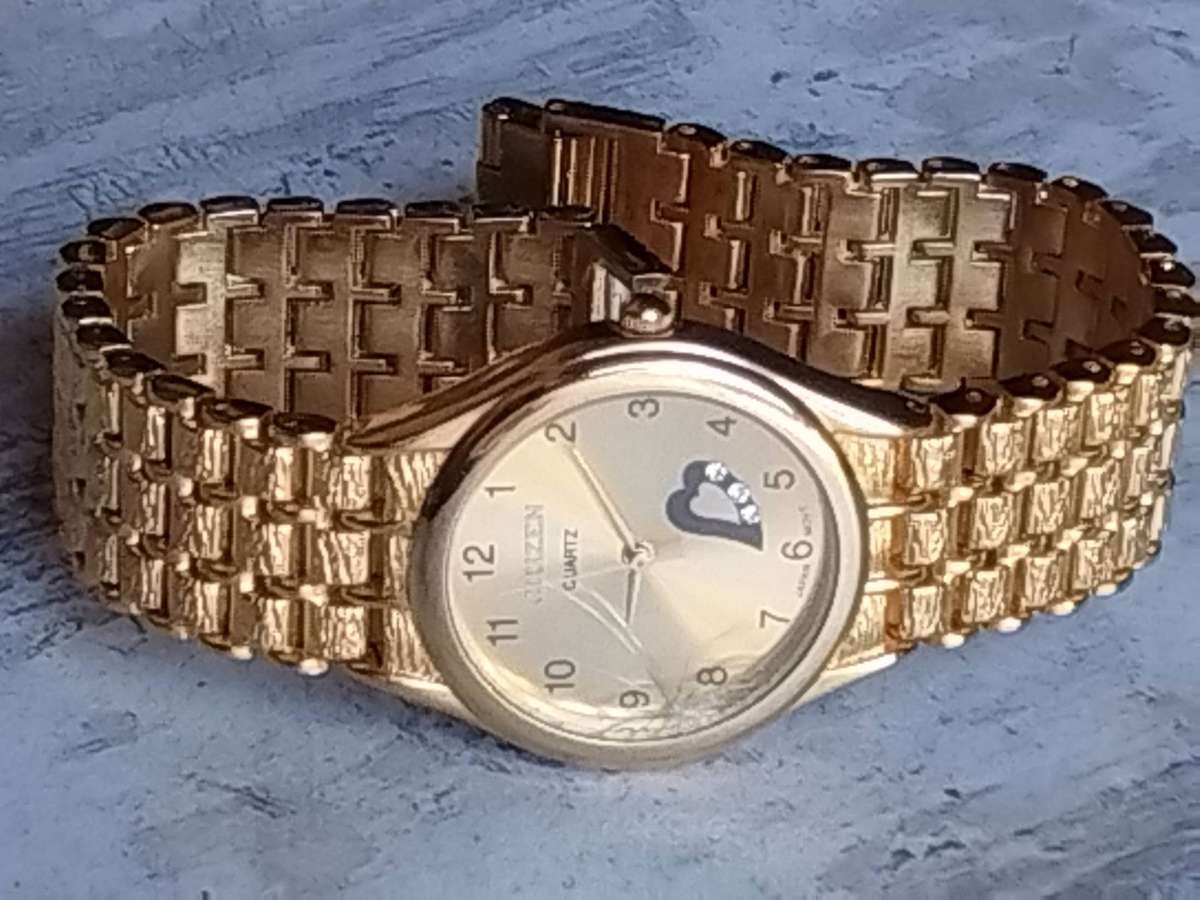 MENS VINTAGE CITIZEN GOLD WATCH IN EXCELLENT WORKING CONDITION