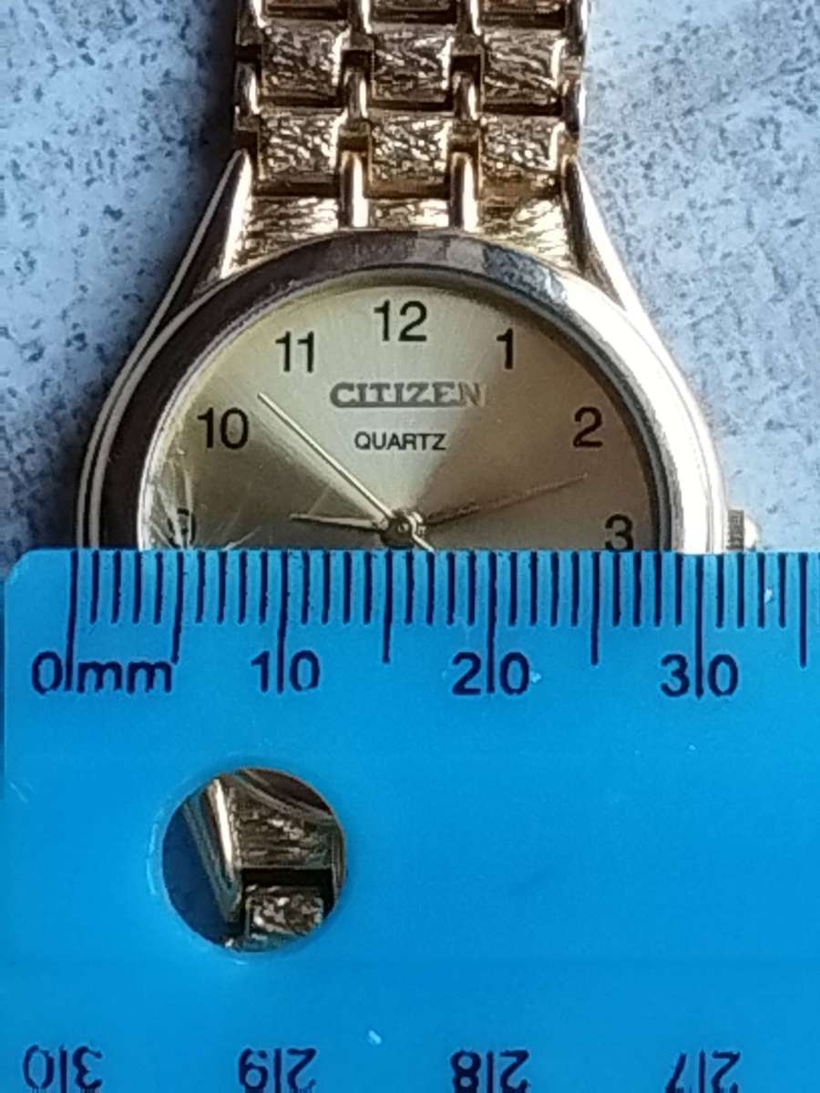 MENS VINTAGE CITIZEN GOLD WATCH IN EXCELLENT WORKING CONDITION
