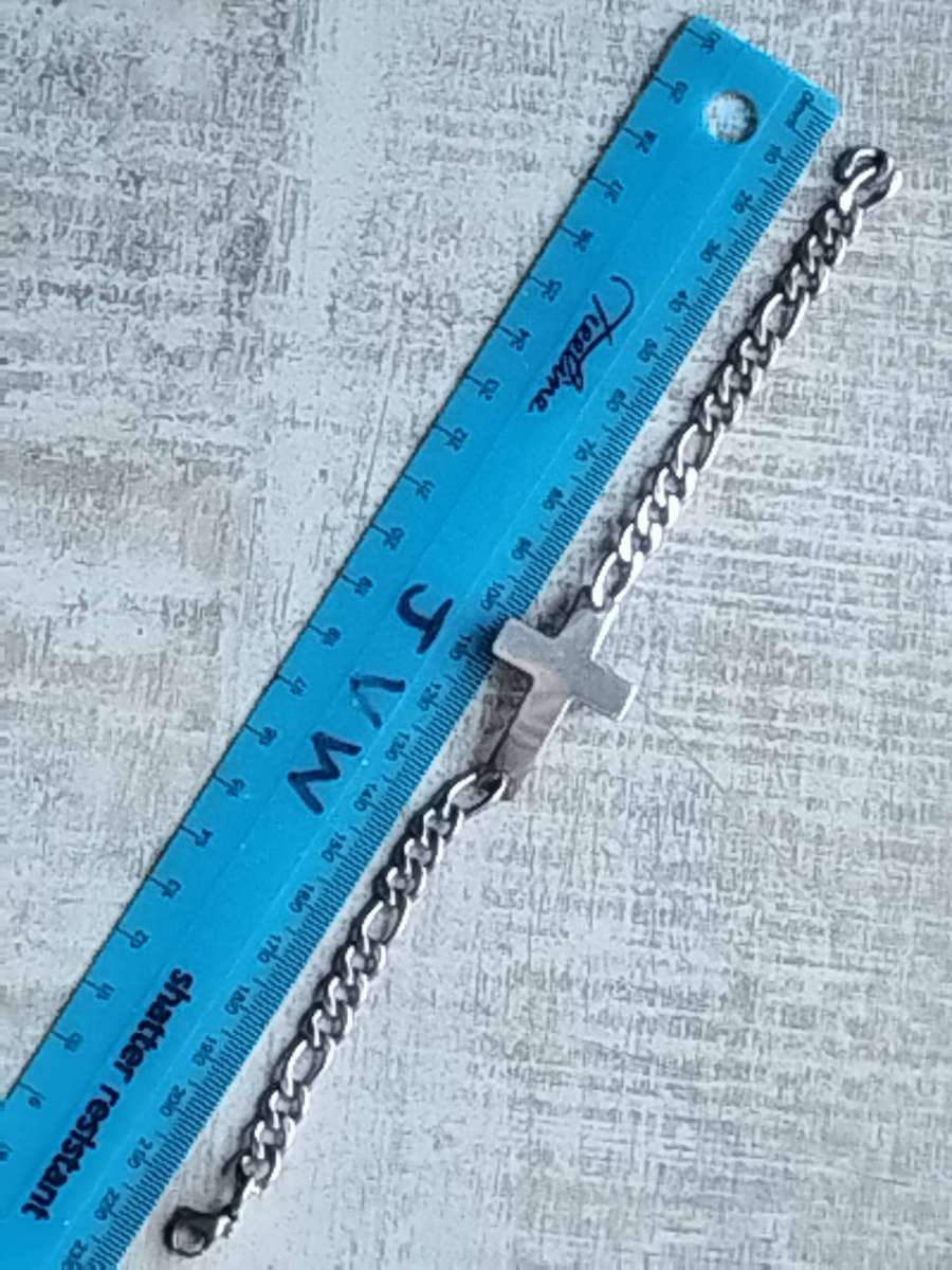 MENS STAINLESS STEEL CROSS BRACELET 7MM WIDE