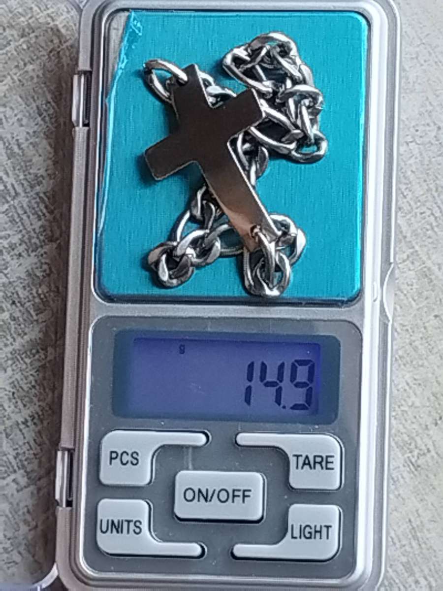 MENS STAINLESS STEEL CROSS BRACELET 7MM WIDE