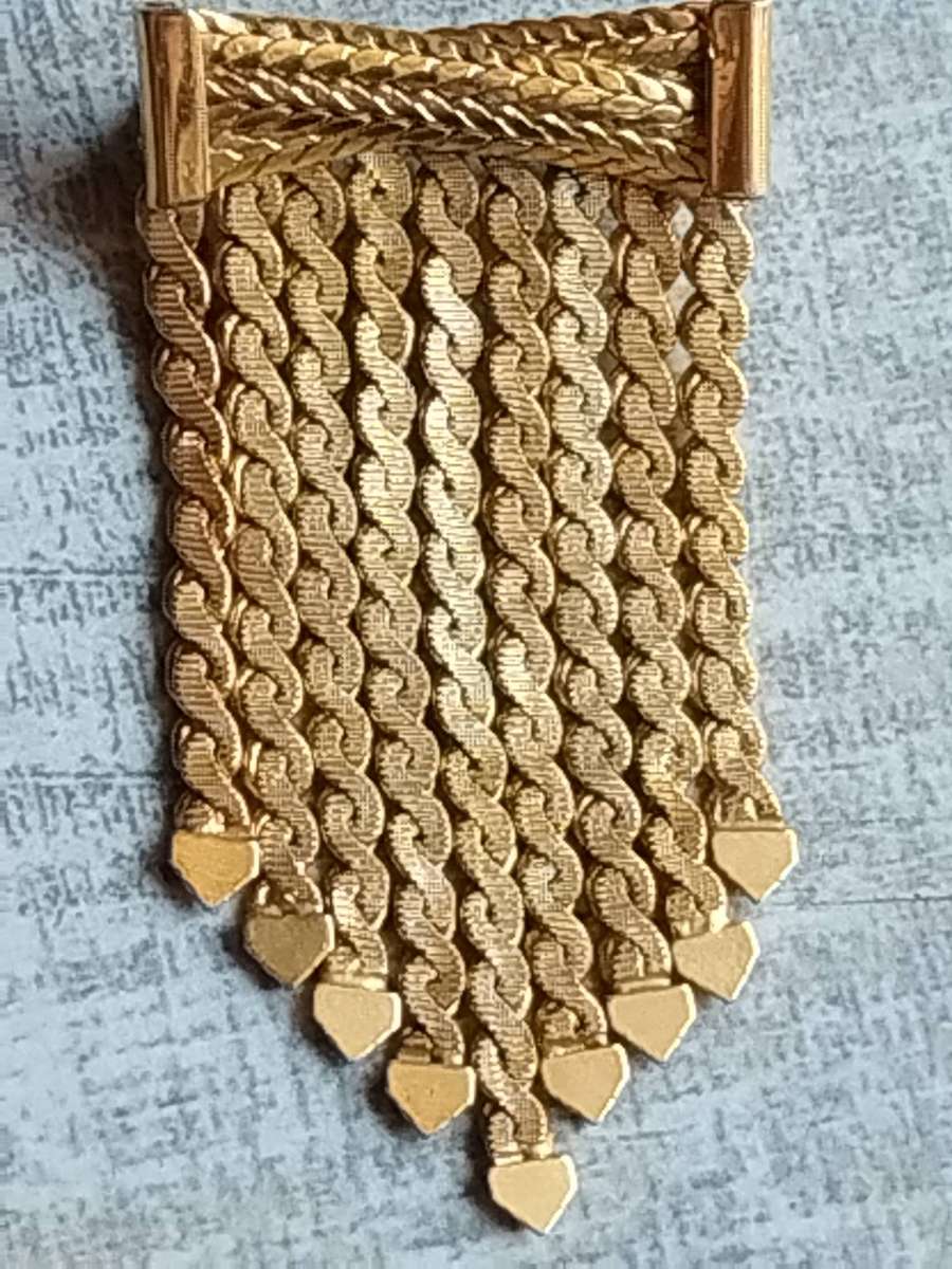 LADIES STUNNING VINTAGE GOLD BROOCH IN GREAT CONDITION