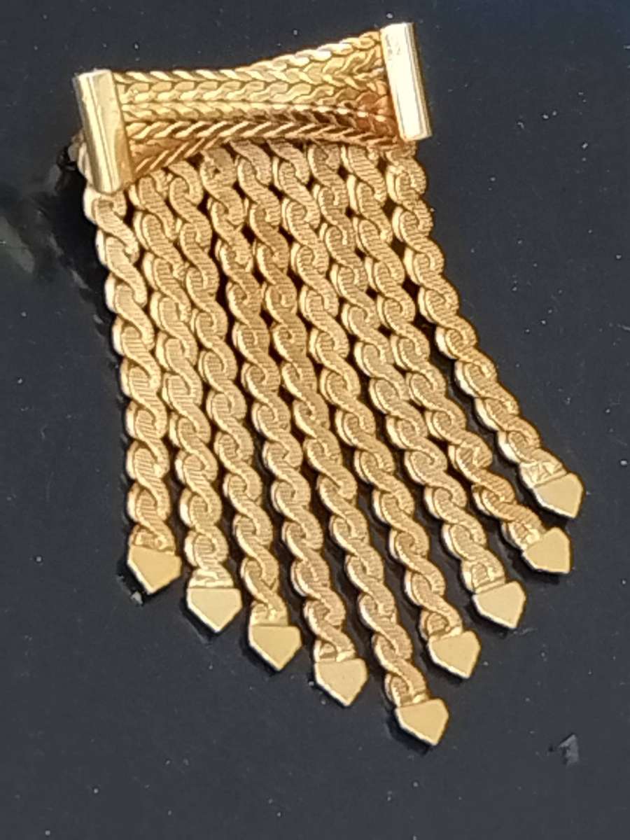 LADIES STUNNING VINTAGE GOLD BROOCH IN GREAT CONDITION