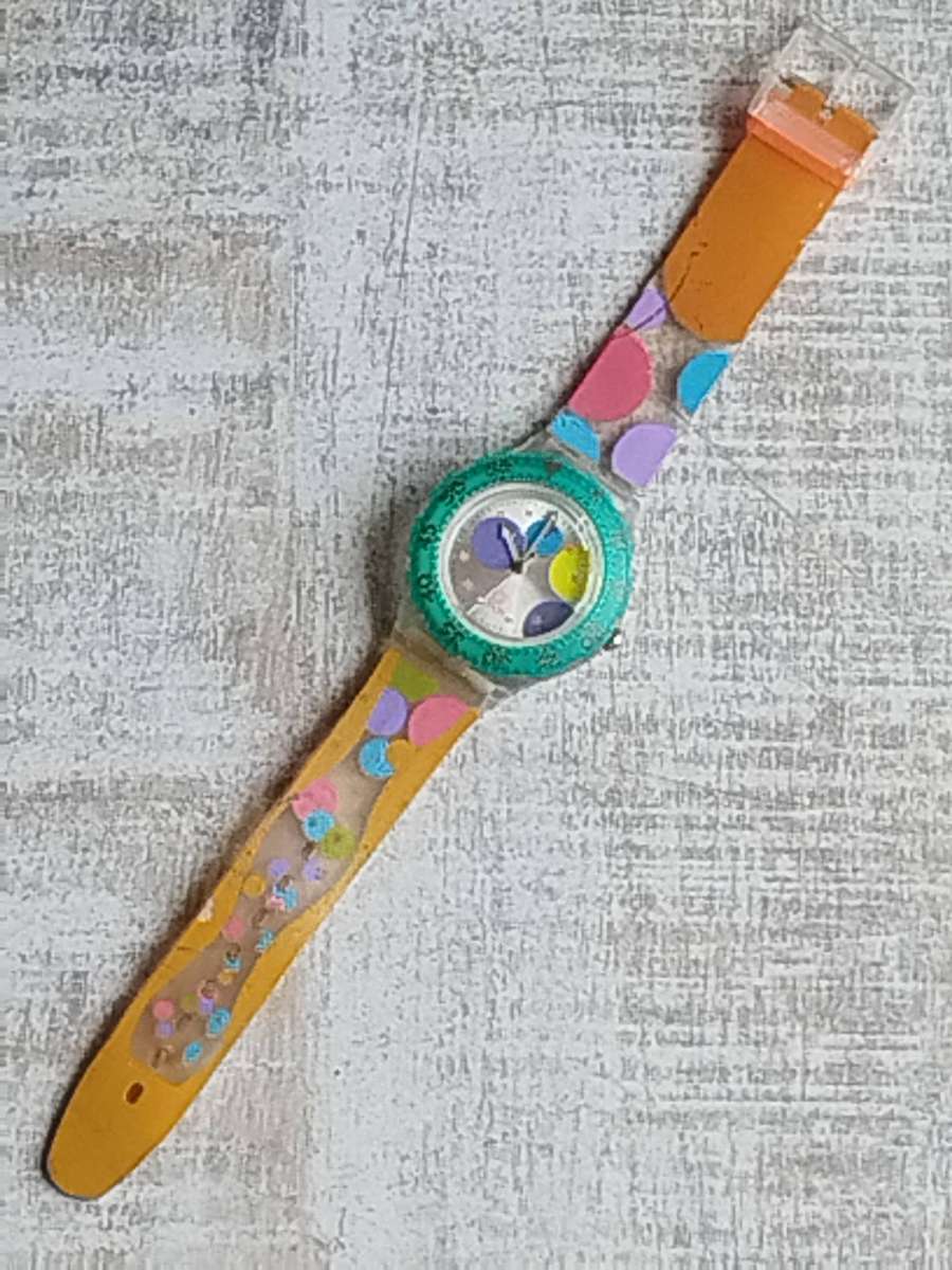 MENS XS SPORTS WATCH WITH ROTATING BEZEL IN EXCELLENT WORKING CONDITION