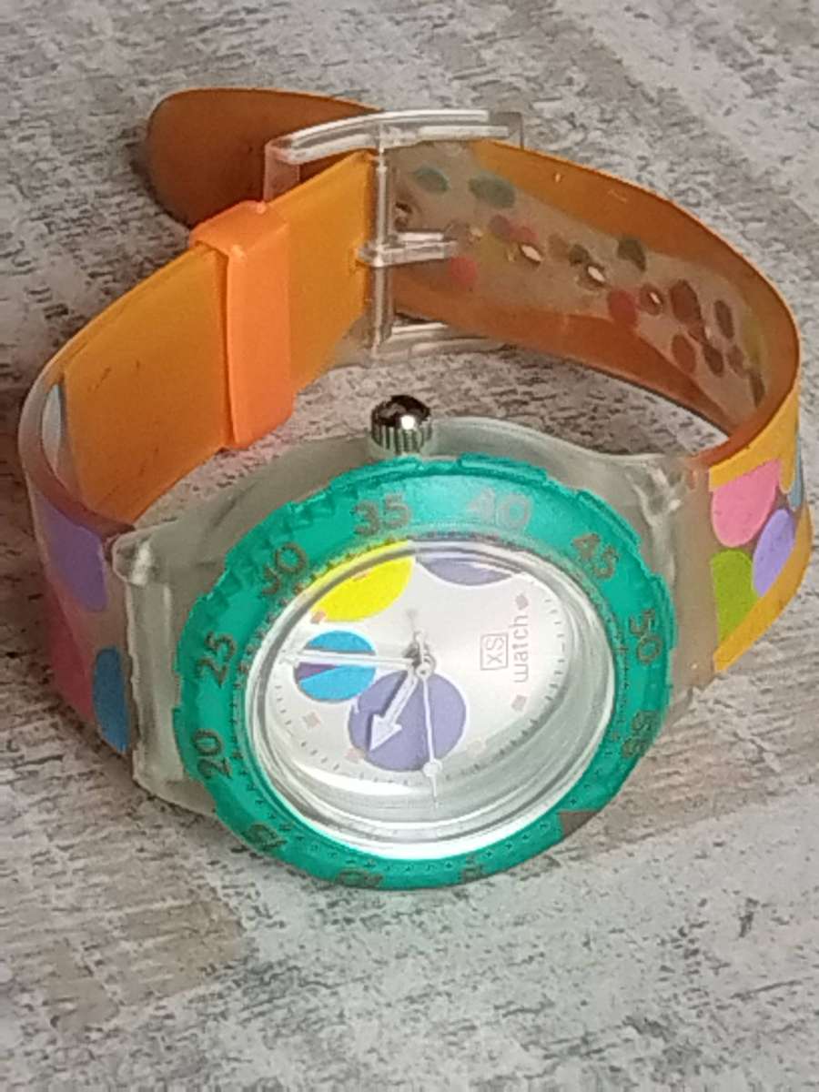 MENS XS SPORTS WATCH WITH ROTATING BEZEL IN EXCELLENT WORKING CONDITION