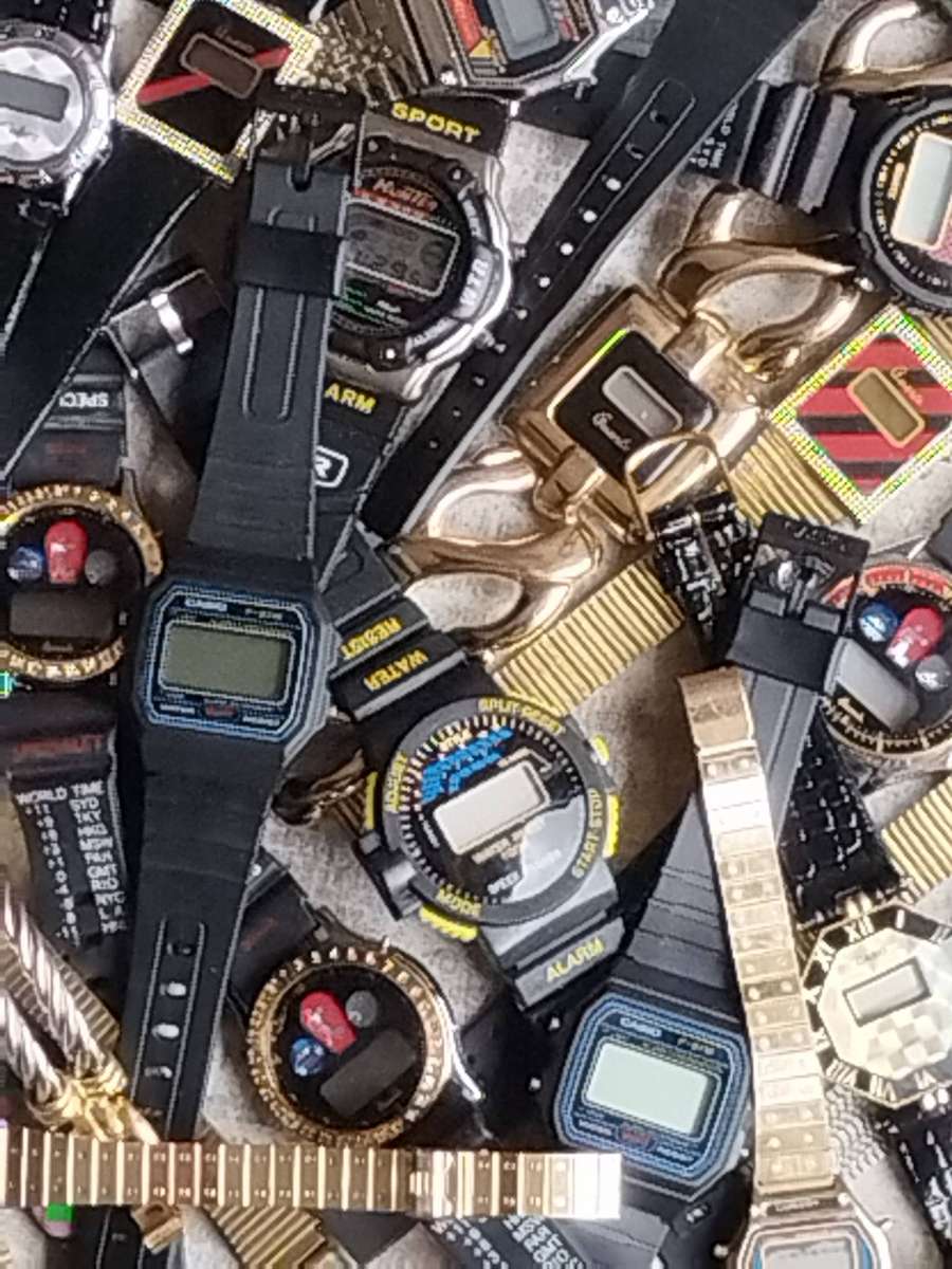 BULK DIGITAL WATCH COLLECTION BIDDING FOR ALL 31 WATCHES