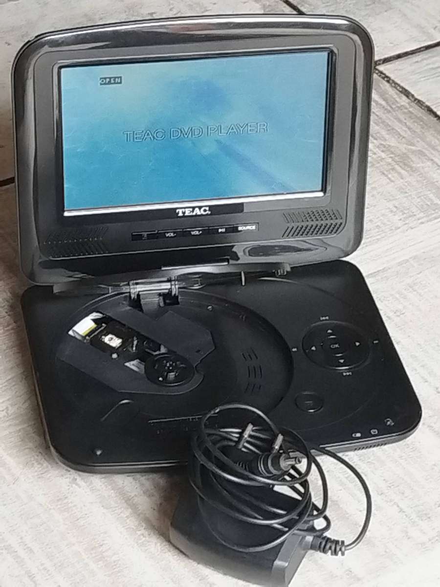 TEAC PORTABLE RECHARGEABLE DVD PLAYER MODEL PDVD-707B