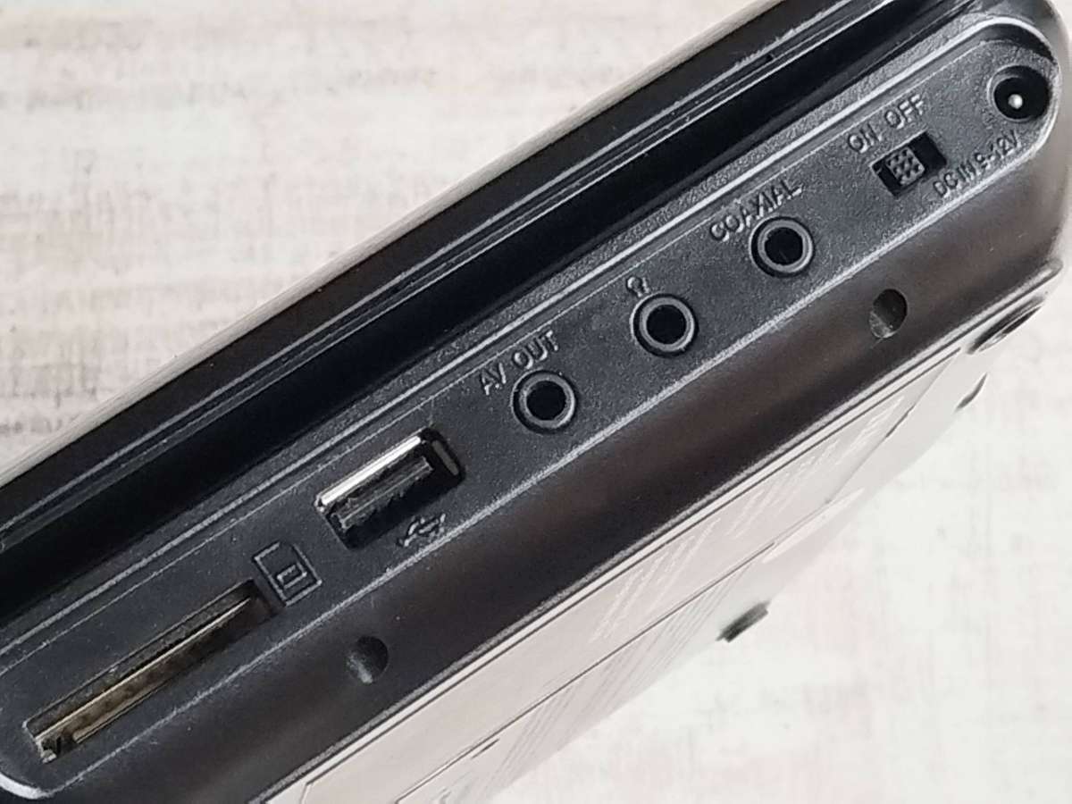 TEAC PORTABLE RECHARGEABLE DVD PLAYER MODEL PDVD-707B